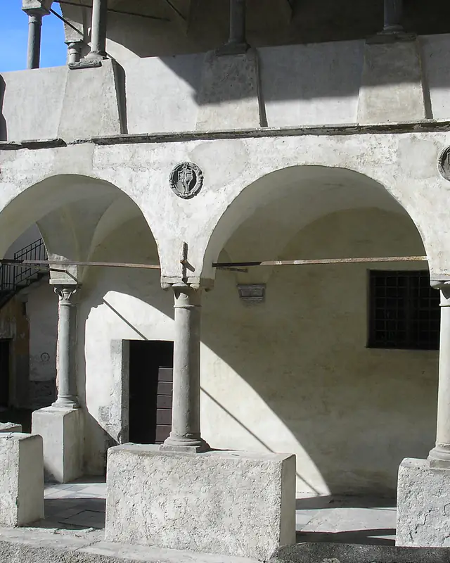 La loggia di Castel Masegra a Sondrio
